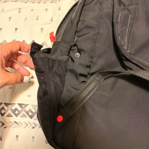 Hunter Black Backpack - Picture 6 of 7